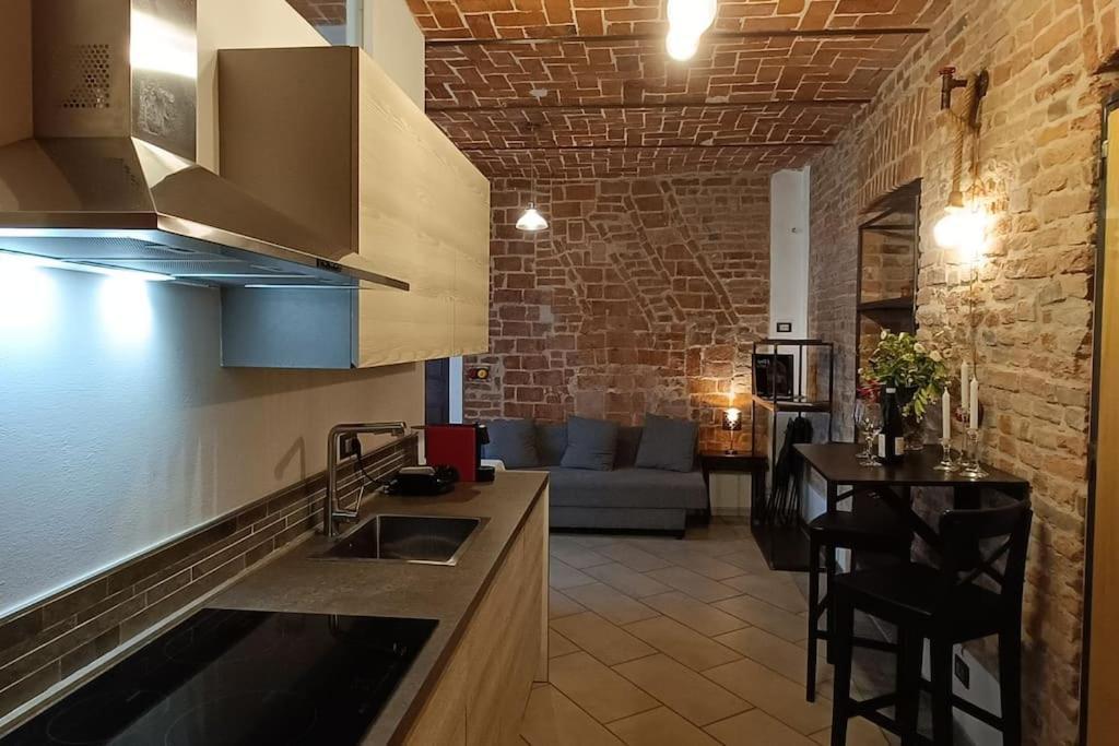 Piazza Statuto-Appartamento Tra Le Mura A-C E Wi-Fi Asti Esterno foto