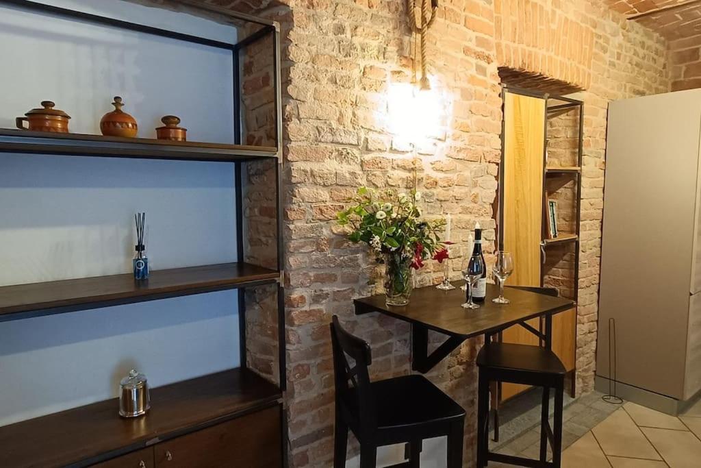 Piazza Statuto-Appartamento Tra Le Mura A-C E Wi-Fi Asti Esterno foto
